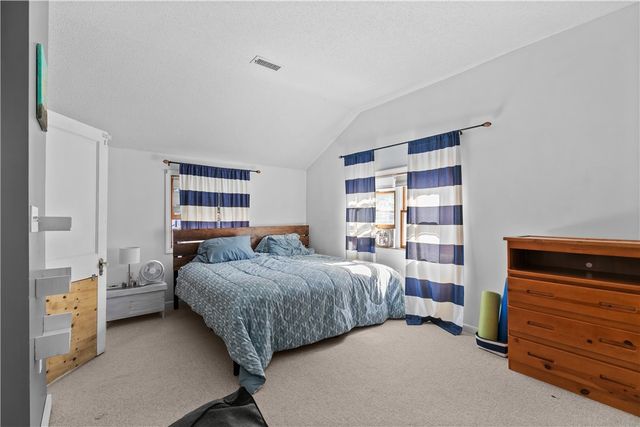 8 Johnson Court, Newport, RI 02840
