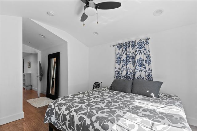 8 Johnson Court, Newport, RI 02840