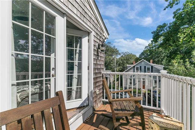 8 Johnson Court, Newport, RI 02840