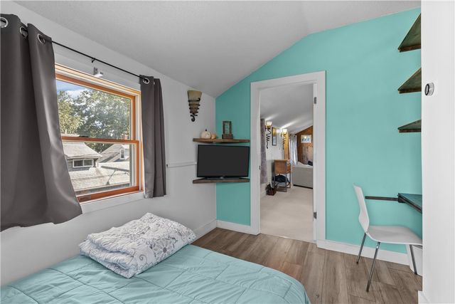 8 Johnson Court, Newport, RI 02840