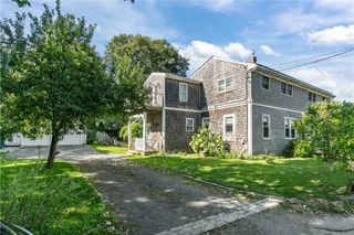 8 Johnson Court, Newport, RI 02840