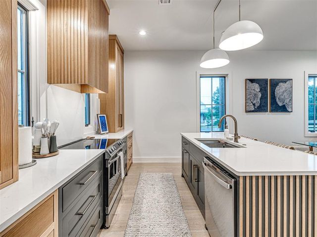 67 Lower Greenway A, Carlton Landing, OK 74432