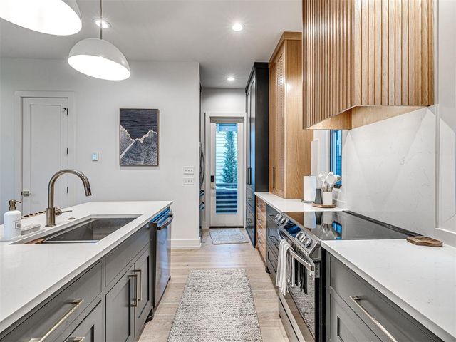 67 Lower Greenway A, Carlton Landing, OK 74432