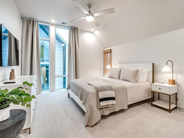 67 Lower Greenway A, Carlton Landing, OK 74432