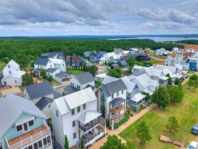 67 Lower Greenway A, Carlton Landing, OK 74432