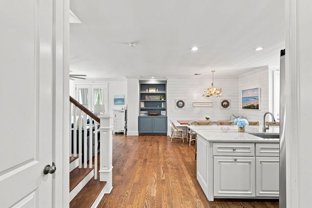 1723 Sailmaker Street, Charleston, SC 29492