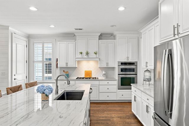 1723 Sailmaker Street, Charleston, SC 29492