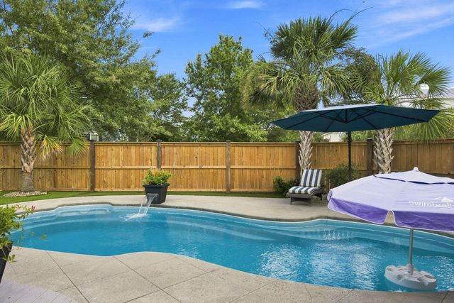 1723 Sailmaker Street, Charleston, SC 29492