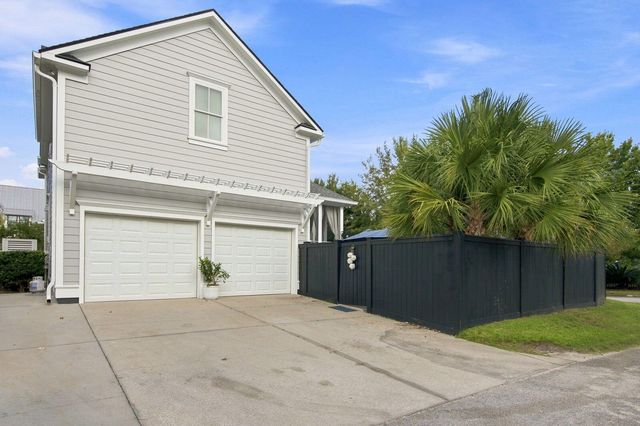 1723 Sailmaker Street, Charleston, SC 29492
