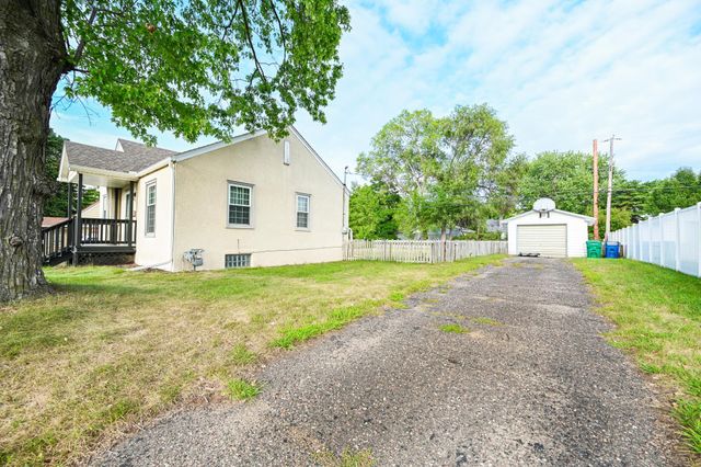 4631 2nd Street NE, Fridley, MN 55421