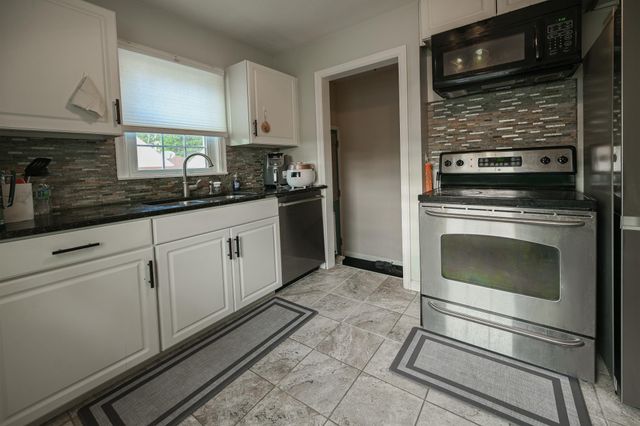 4631 2nd Street NE, Fridley, MN 55421