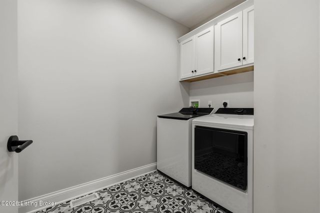 808 Timber Ln, Elizabethtown, KY 42701