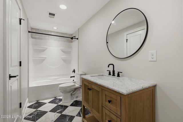 808 Timber Ln, Elizabethtown, KY 42701