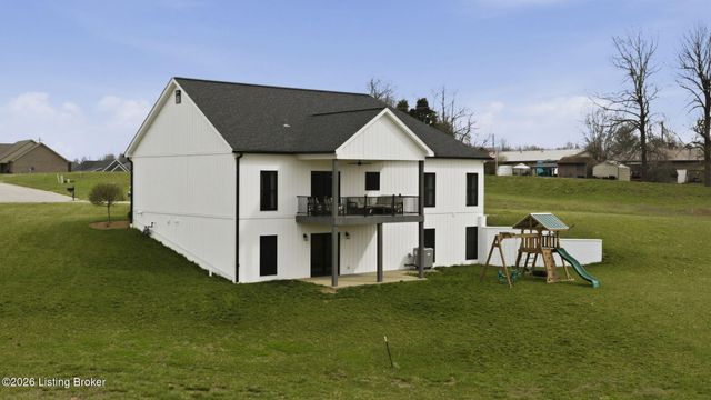 808 Timber Ln, Elizabethtown, KY 42701