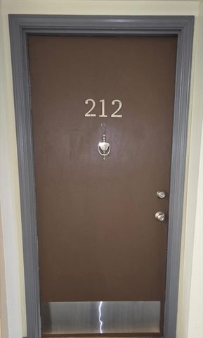 34 Newhall St 212, Lowell, MA 01852