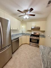 34 Newhall St 212, Lowell, MA 01852