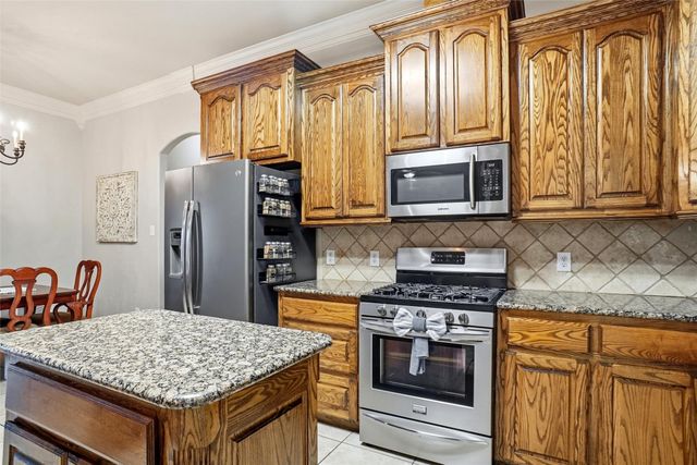 1012 Colonial Drive, Royse City, TX 75189