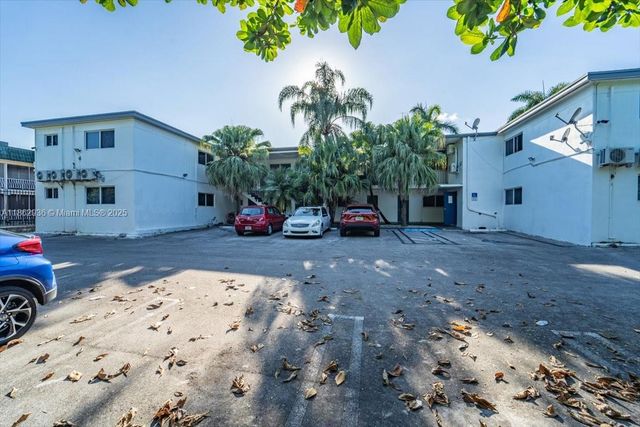 13201 Memorial Hwy, North Miami, FL 33161