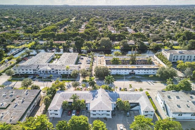 13201 Memorial Hwy, North Miami, FL 33161