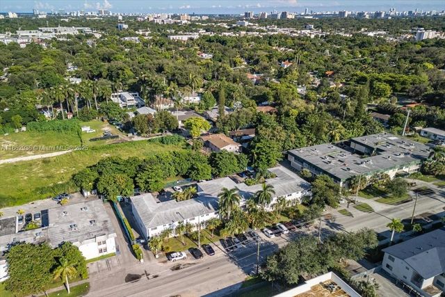 13201 Memorial Hwy, North Miami, FL 33161