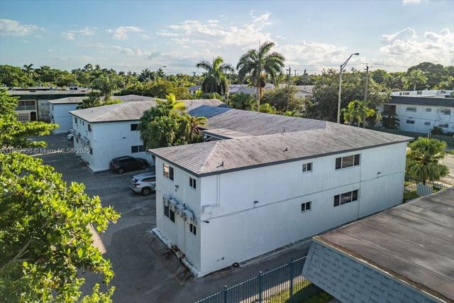 13201 Memorial Hwy, North Miami, FL 33161