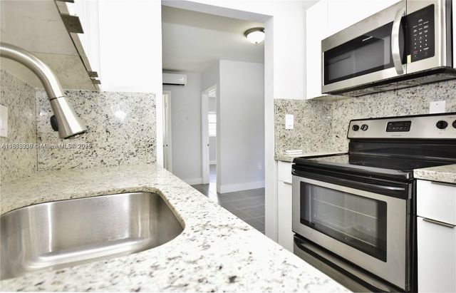 13201 Memorial Hwy, North Miami, FL 33161