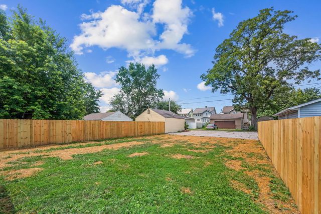225 S Grand Avenue, Marion, OH 43302