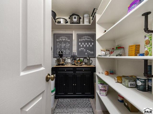 540 W Putter Dr, Pueblo West, CO 81007