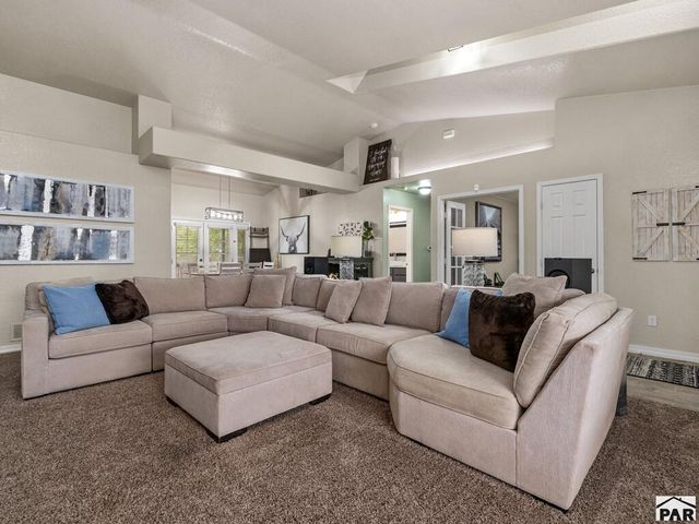 540 W Putter Dr, Pueblo West, CO 81007