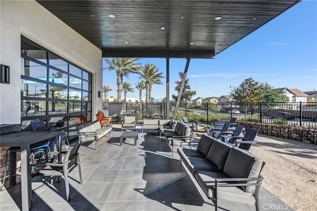 16681 Wyndham Lane 8, Fontana, CA 92336