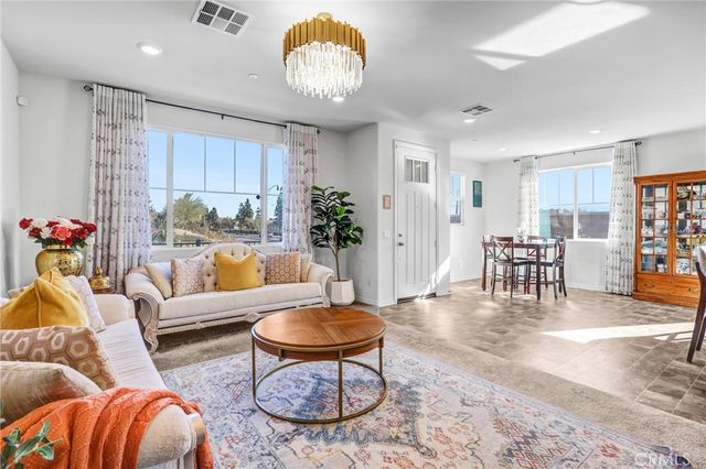 16681 Wyndham Lane 8, Fontana, CA 92336