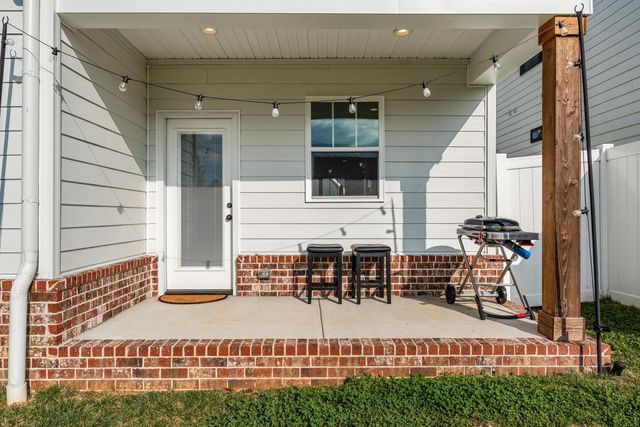 1130 Malinda Ln, Greenbrier, TN 37073
