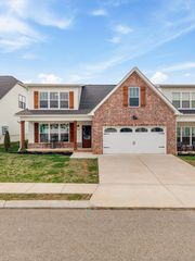 1130 Malinda Ln, Greenbrier, TN 37073