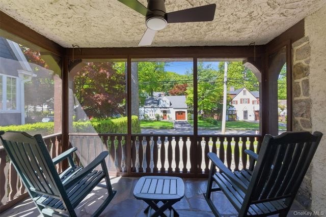 15 Kingsbury Road, New Rochelle, NY 10804