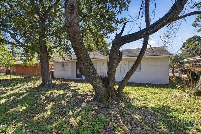 1626 Cloverdale Drive, Savannah, GA 31415