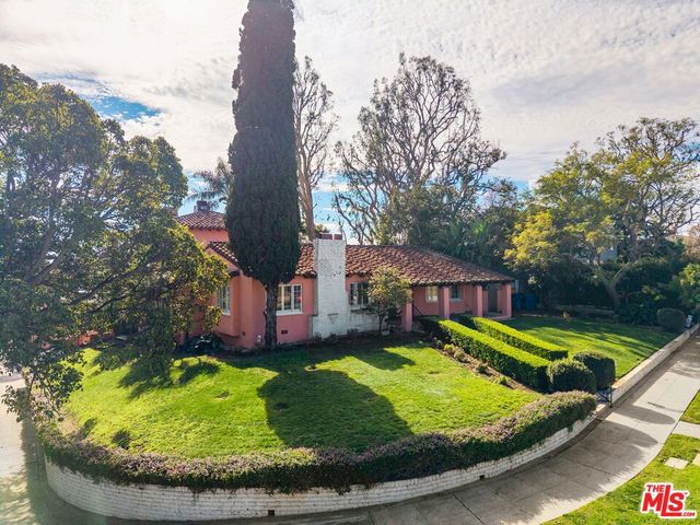 14900 Camarosa Drive, Pacific Palisades, CA 90272