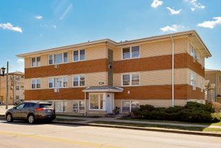 7347 W Diversey Avenue 3, Elmwood Park, IL 60707