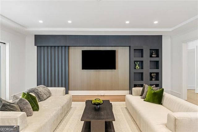 5260 Long Island Drive NW, Atlanta, GA 30327