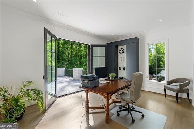 5260 Long Island Drive NW, Atlanta, GA 30327