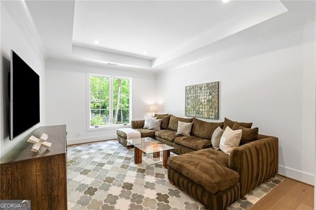 5260 Long Island Drive NW, Atlanta, GA 30327