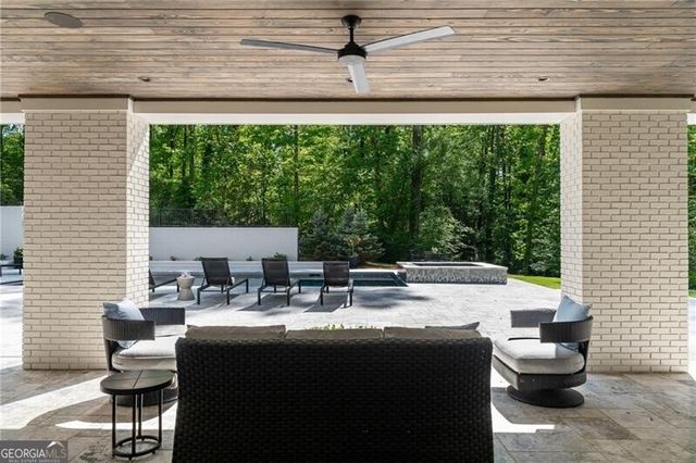 5260 Long Island Drive NW, Atlanta, GA 30327