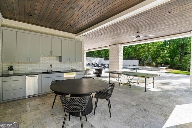 5260 Long Island Drive NW, Atlanta, GA 30327