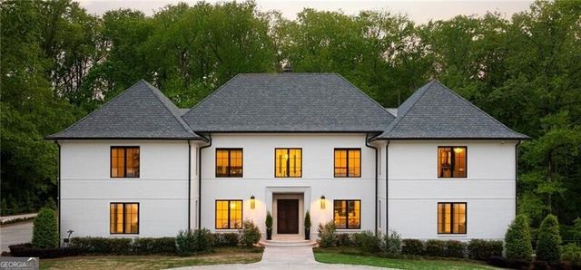 5260 Long Island Drive NW, Atlanta, GA 30327