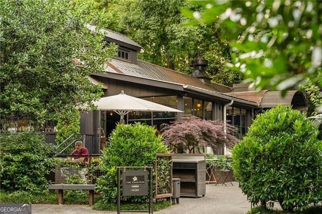 5260 Long Island Drive NW, Atlanta, GA 30327