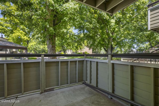 7680 Bluestone Drive APT 401, Reno, NV 89511