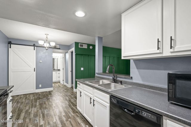 7680 Bluestone Drive APT 401, Reno, NV 89511