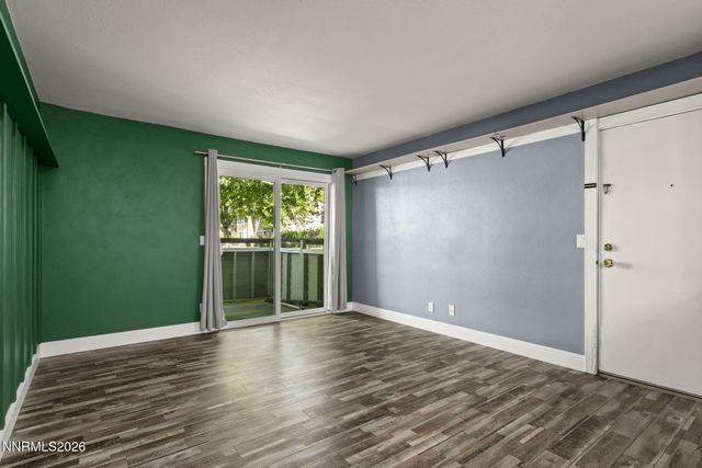 7680 Bluestone Drive APT 401, Reno, NV 89511