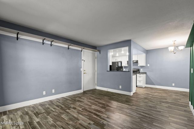 7680 Bluestone Drive APT 401, Reno, NV 89511