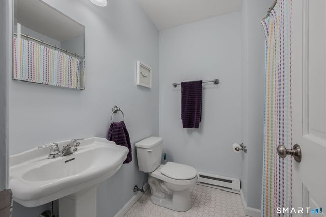 14 Latimer Drive, East Lyme, CT 06333