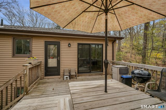 14 Latimer Drive, East Lyme, CT 06333